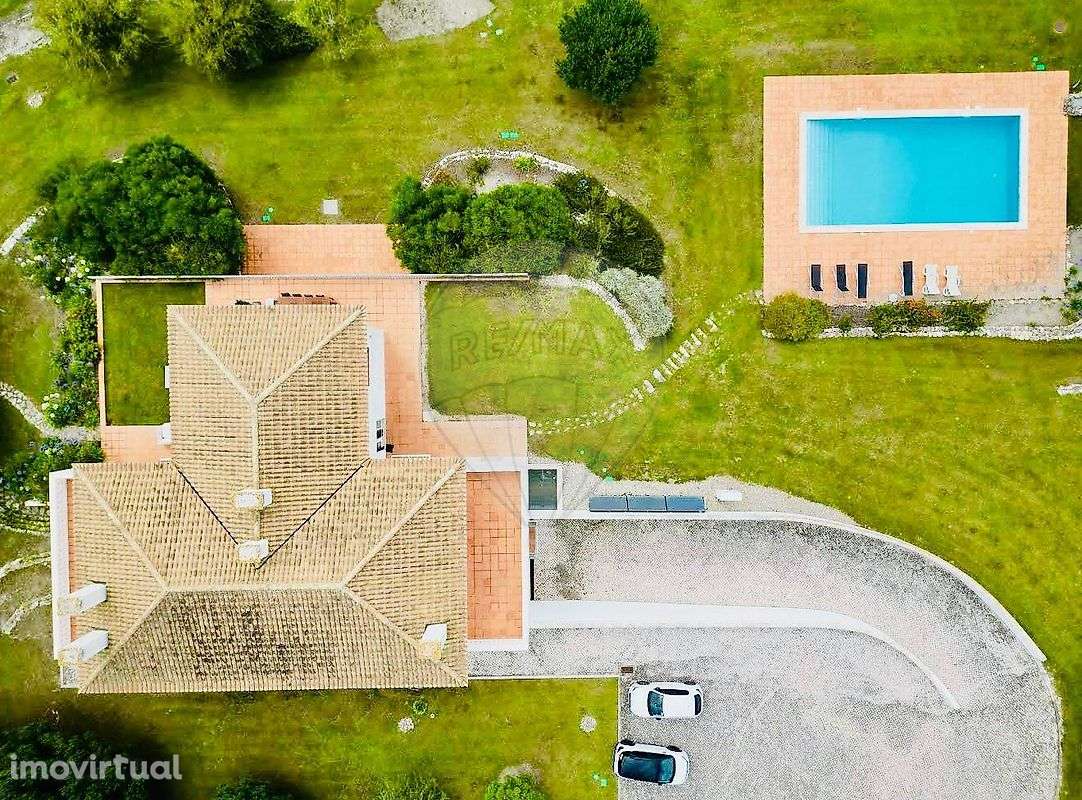 Moradia T5 para venda - Grande imagem: 2/11