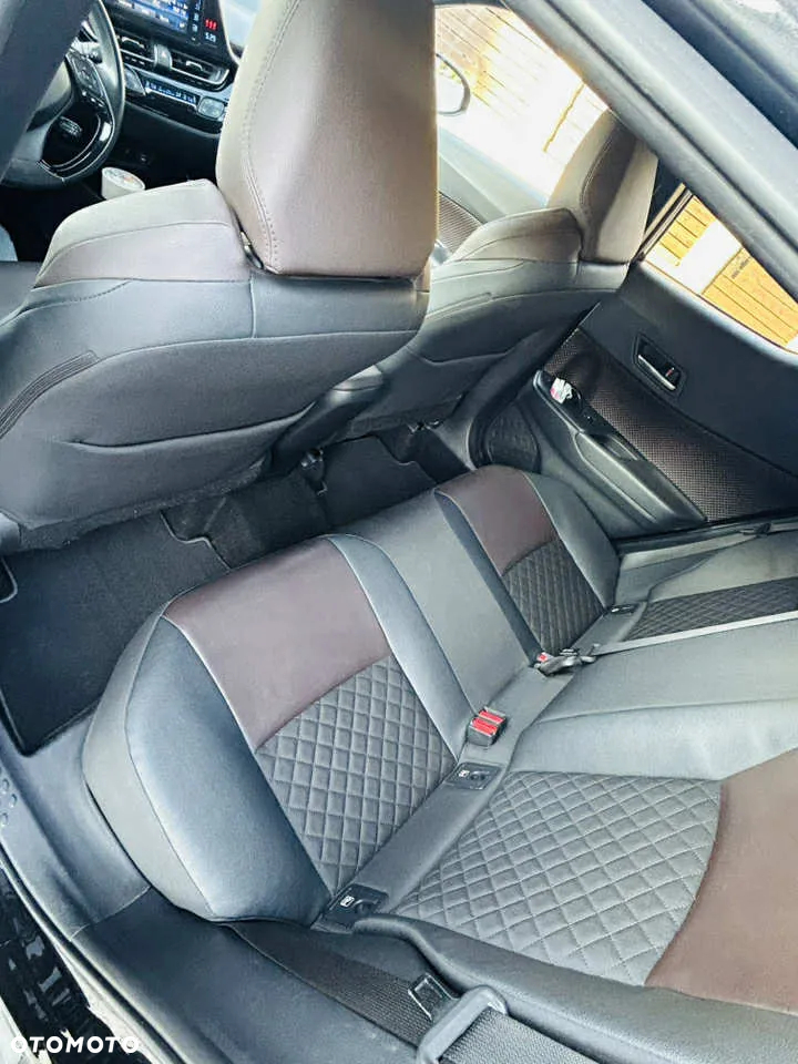 Toyota C-HR 1.2 T Prestige - 12