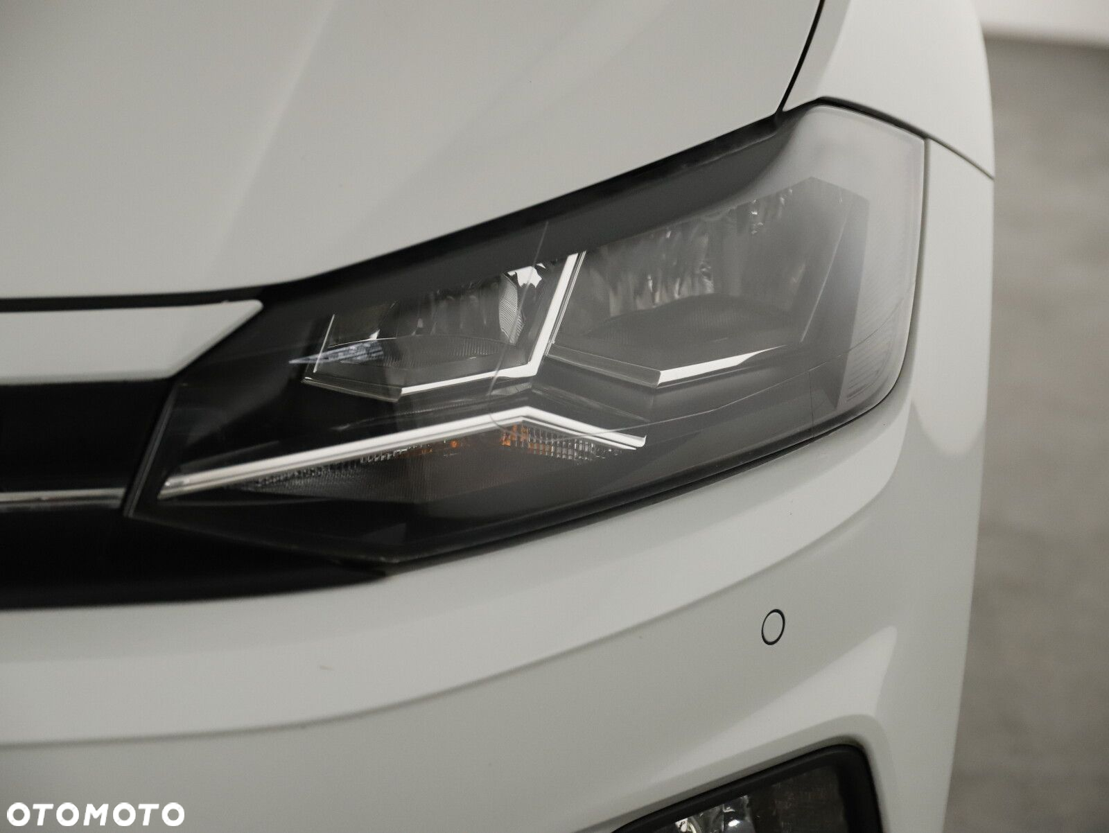 Volkswagen Polo 1.0 TSI Highline DSG - 27