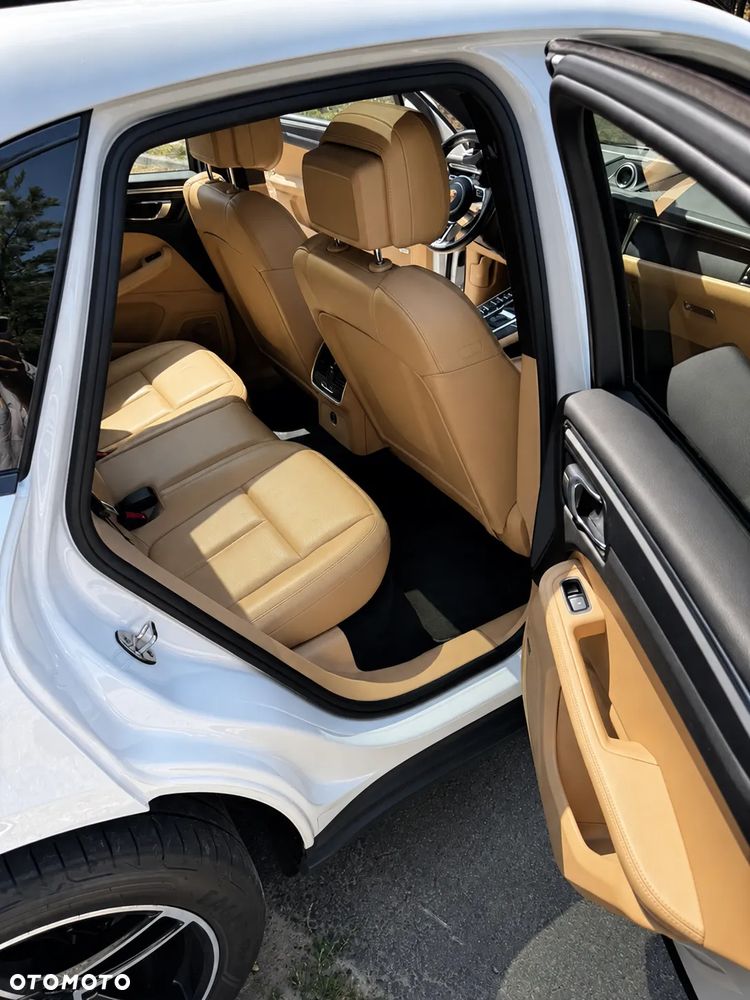 Porsche Macan PDK - 21