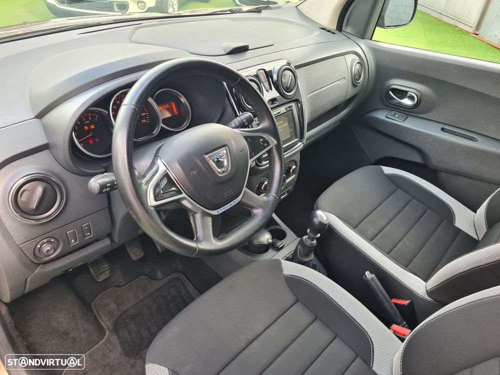 Dacia Lodgy 1.5 Blue dCi Stepway 7L - 5