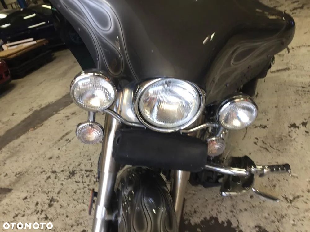 Yamaha Road Star - 12