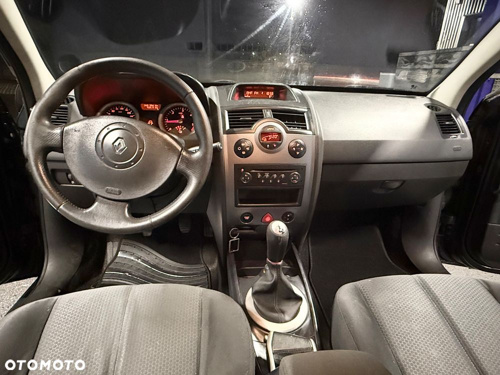 Renault Megane - 11