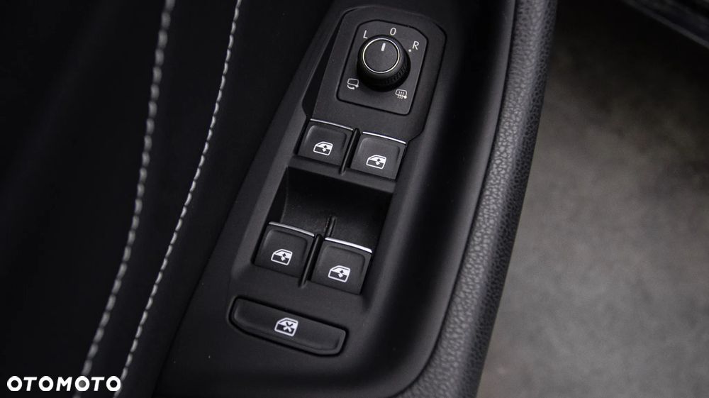 Volkswagen Arteon 2.0 TSI Elegance DSG - 33