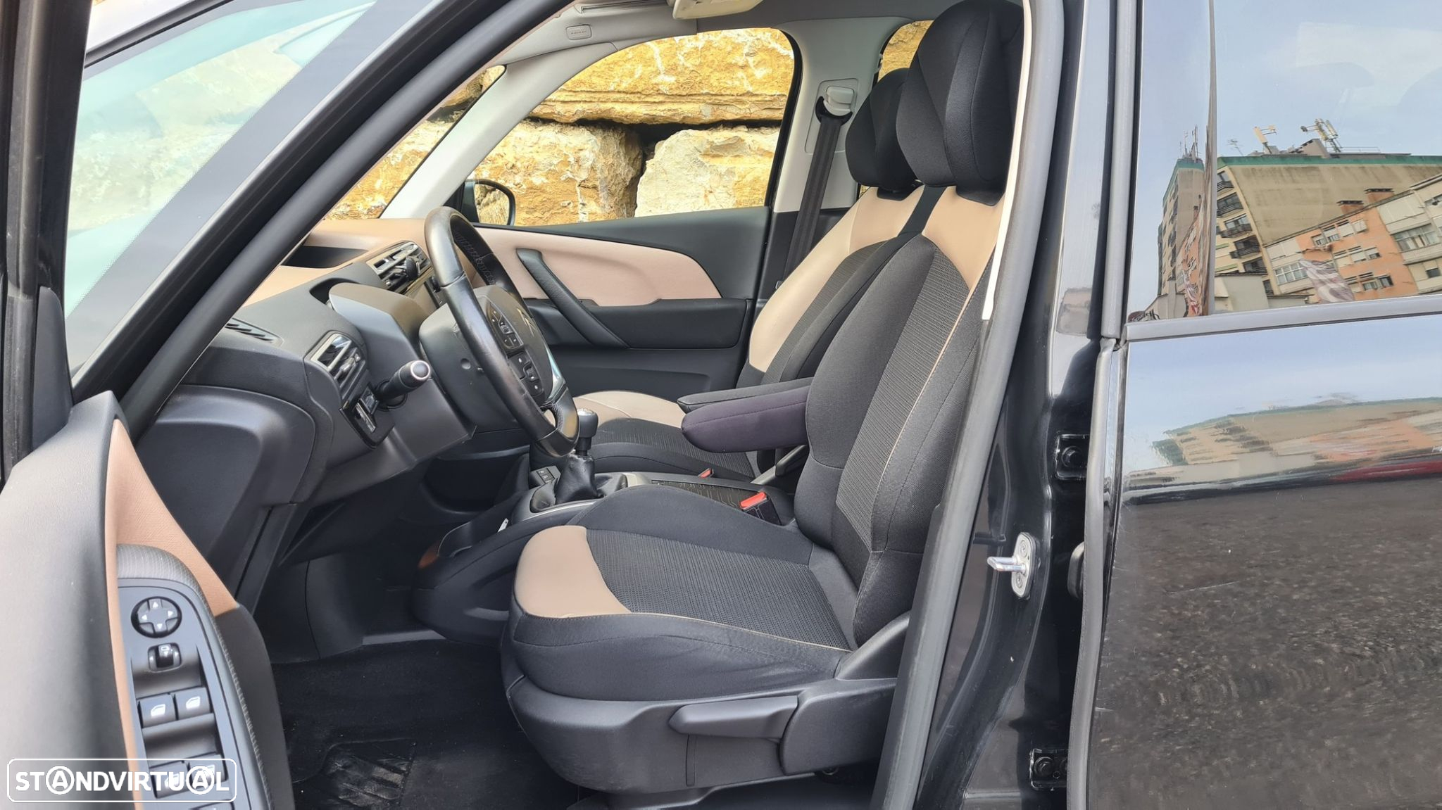 Citroën C4 Grand Picasso 1.6 BlueHDi Exclusive - 28