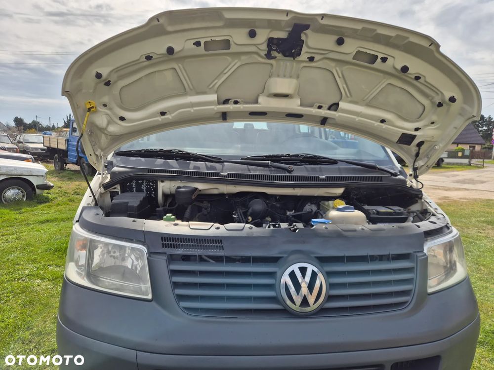 Volkswagen Transporter - 21