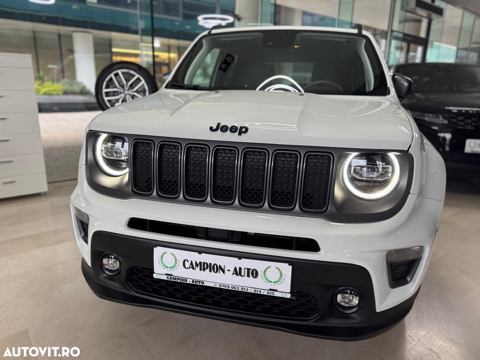 Jeep Renegade 1.3 T-GDI 4xe PLUG-IN Hybrid Automatik S - 35