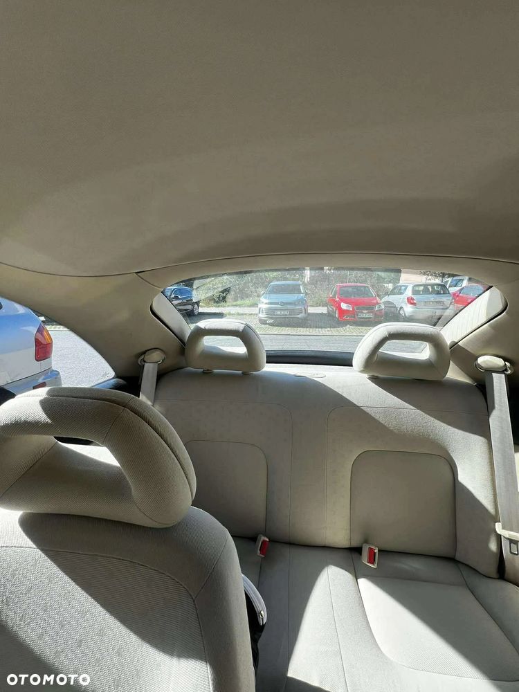Volkswagen New Beetle 2.0 - 6