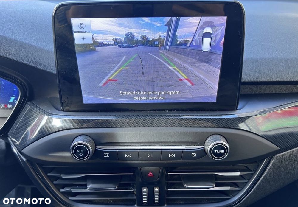 Ford Focus 2.0 EcoBlue STart-Stopp-System ST-LINE X - 17