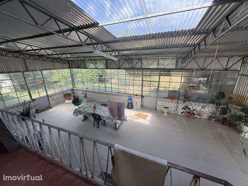 Moradia  T4 + logradouro - Grande imagem: 2/12