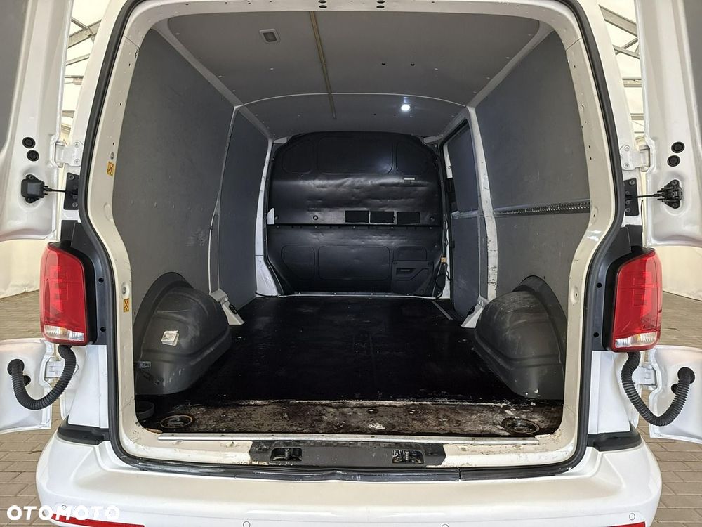 Volkswagen Transporter - 20