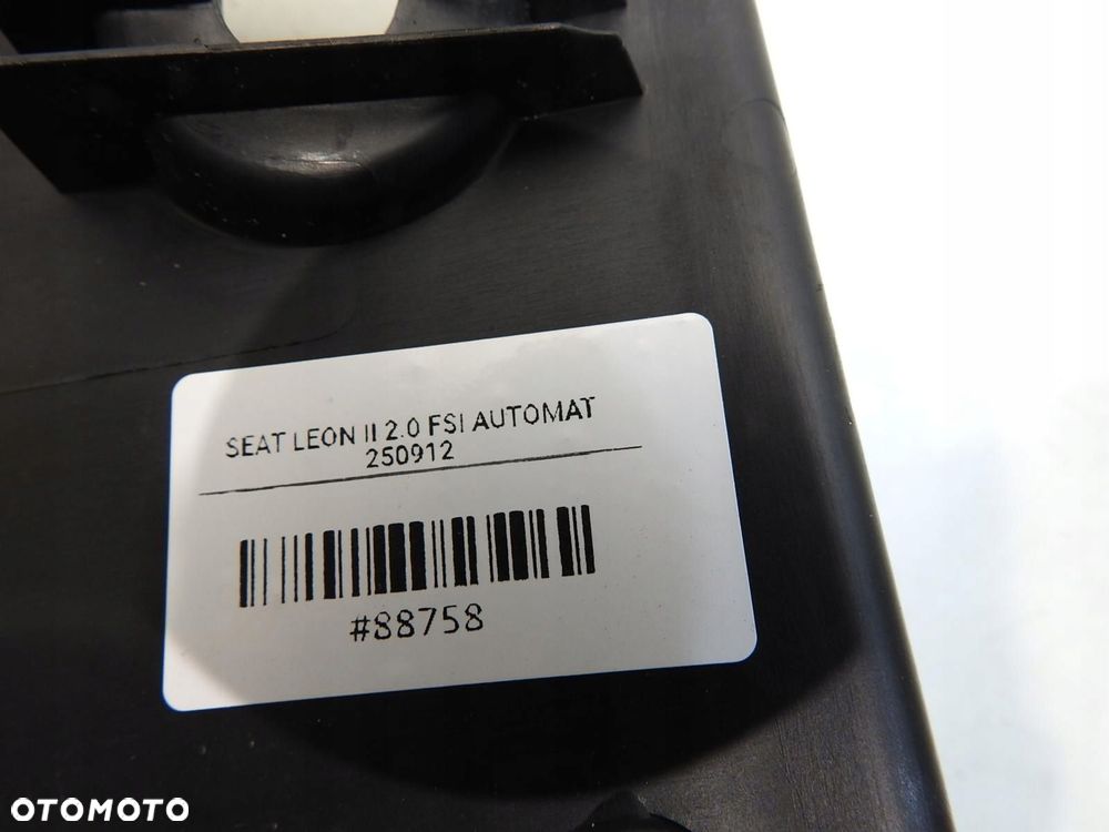 OSŁONA ZAMKA KLAPY SEAT LEON II 960155000 1P0863459B - 4