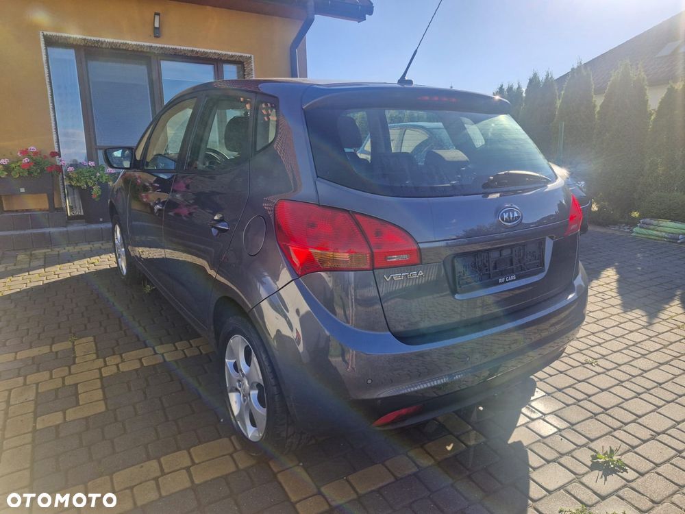 Kia Venga 1.6 CVVT Automatik Vision - 2