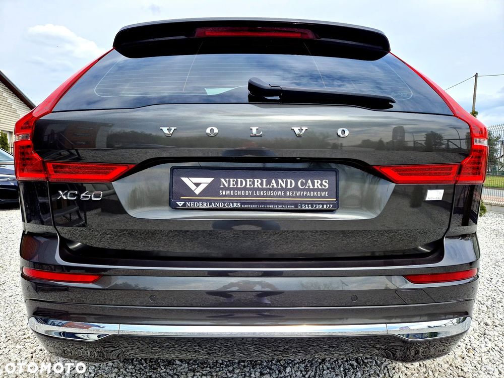 Volvo XC 60 T6 AWD Plug-In Hybrid Inscription Expression - 40