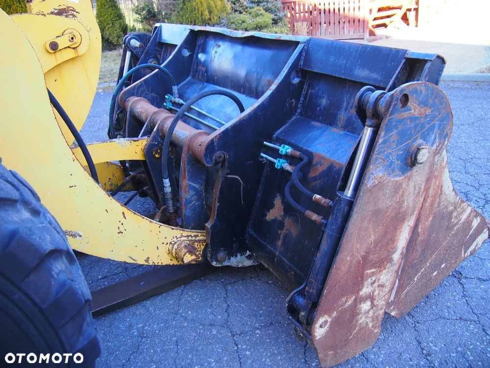 wszystkie maszyny są sprowadzone w dobrym stanie technicznym i wizualnym . zapraszamy do obejrzenia innych naszych ofert na paczynscy.pl cena na export, nie zawiera podatku - 10