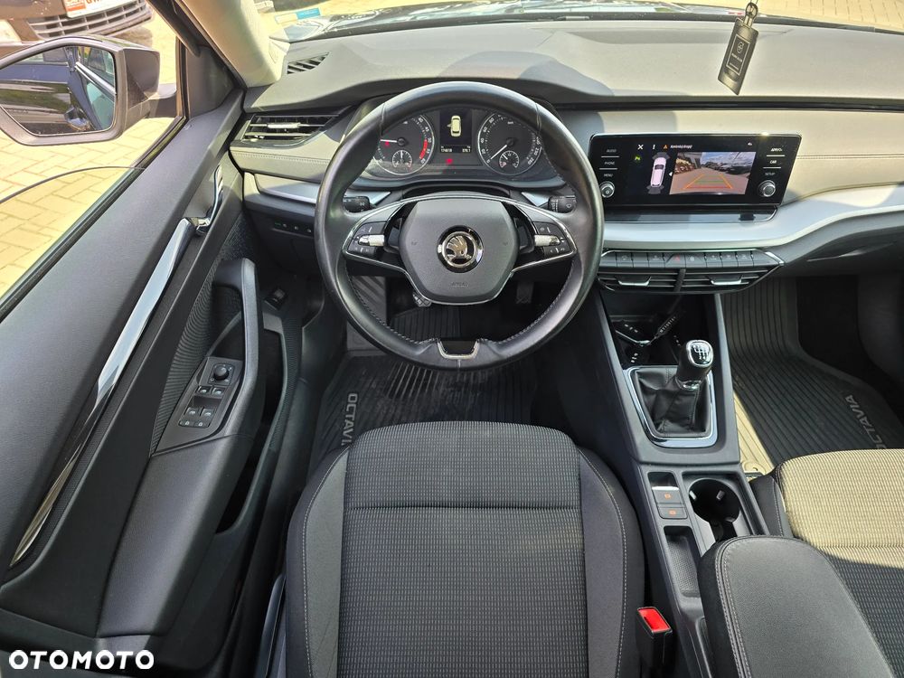 Skoda Octavia - 7