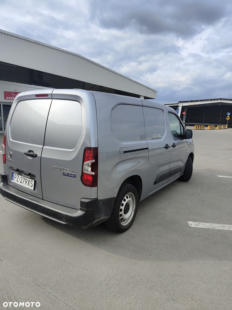 Toyota Proace city - 10