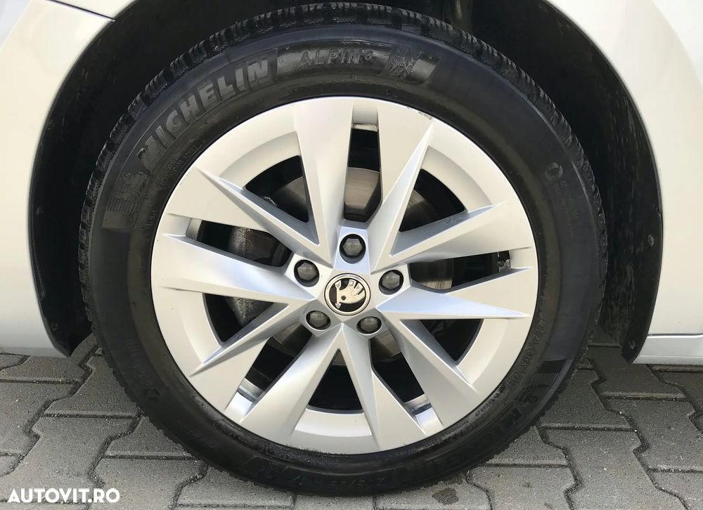 Skoda Octavia 1.5 TSI Clever - 41