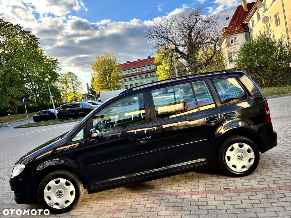 Volkswagen Touran 1.6 Trendline - 4