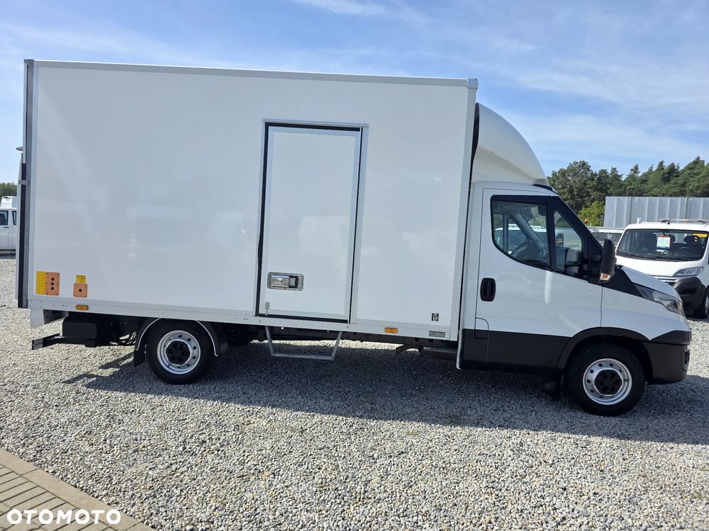 Iveco IVECO 35-160 2.3 HPI 160 KONNY KONTENER 4.2 M WINDA KLIMA WEBASTO 8 BIEGOWY HIMATIC - 6