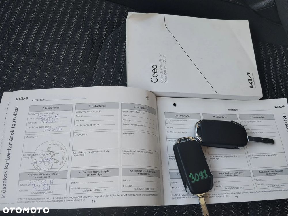 Kia Ceed - 12