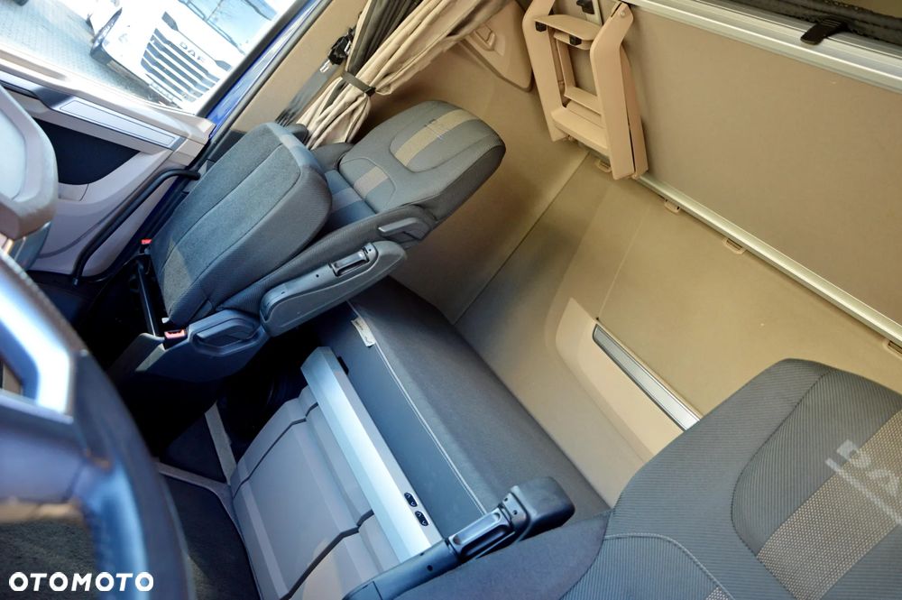 DAF XG+ 530 / ZF INTARDER / KLIMA POST. / FULL LED / ALUFELGI / - 24