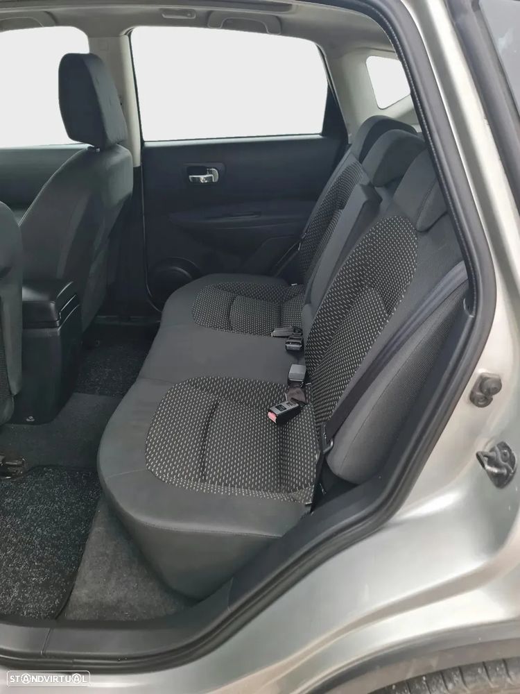 Nissan Qashqai 2.0 dCi Tekna Sport 17 - 6