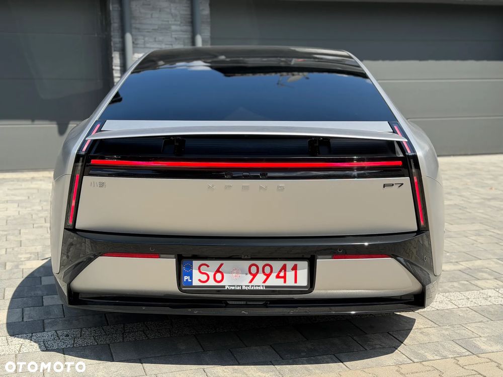 XPeng P7 - 26