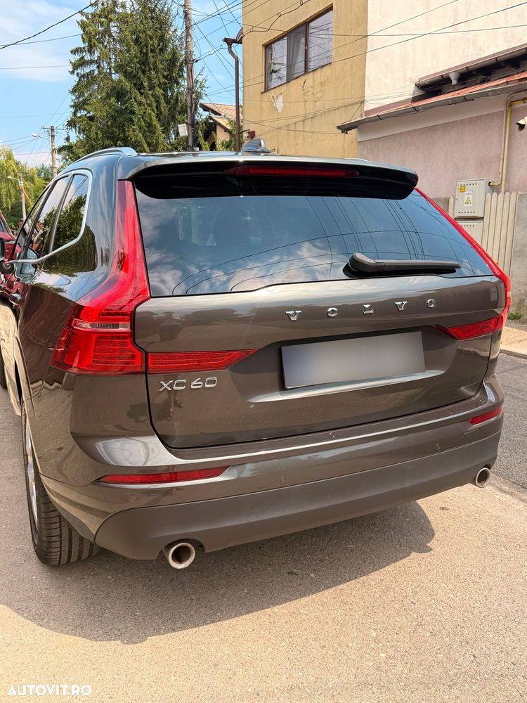 Volvo XC 60 D4 Momentum - 8