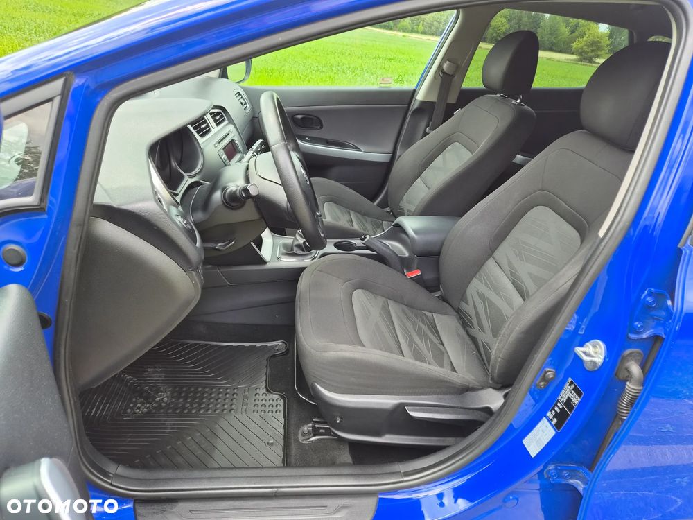 Kia Ceed 1.4 CRDi 90 Vision - 10