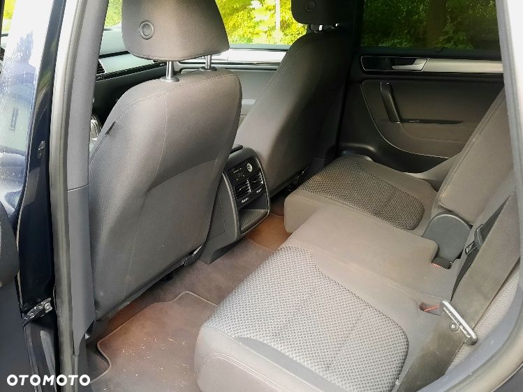 Volkswagen Touareg 3.0 V6 TDI BMT Business Line - 16
