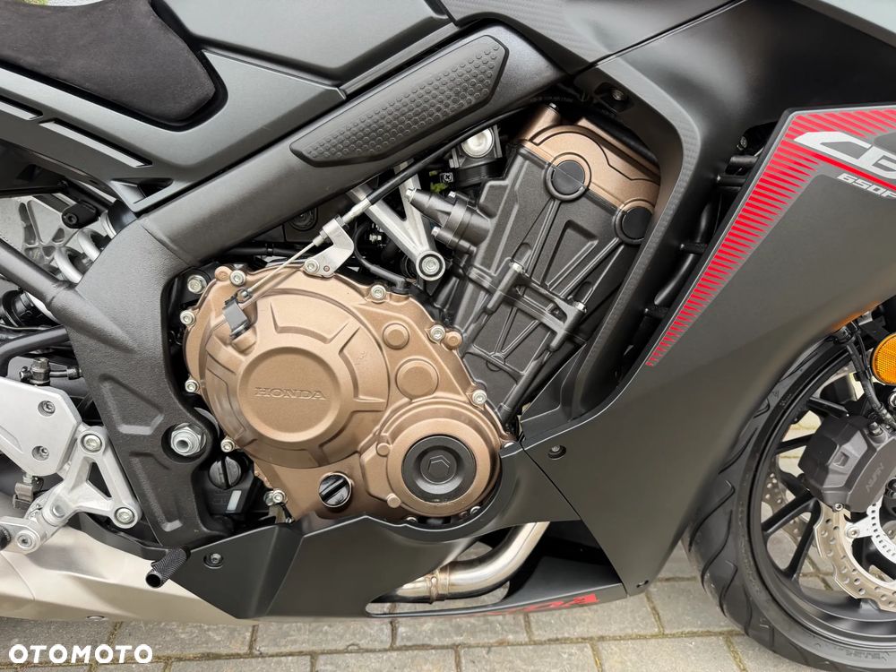 Honda CBR - 19