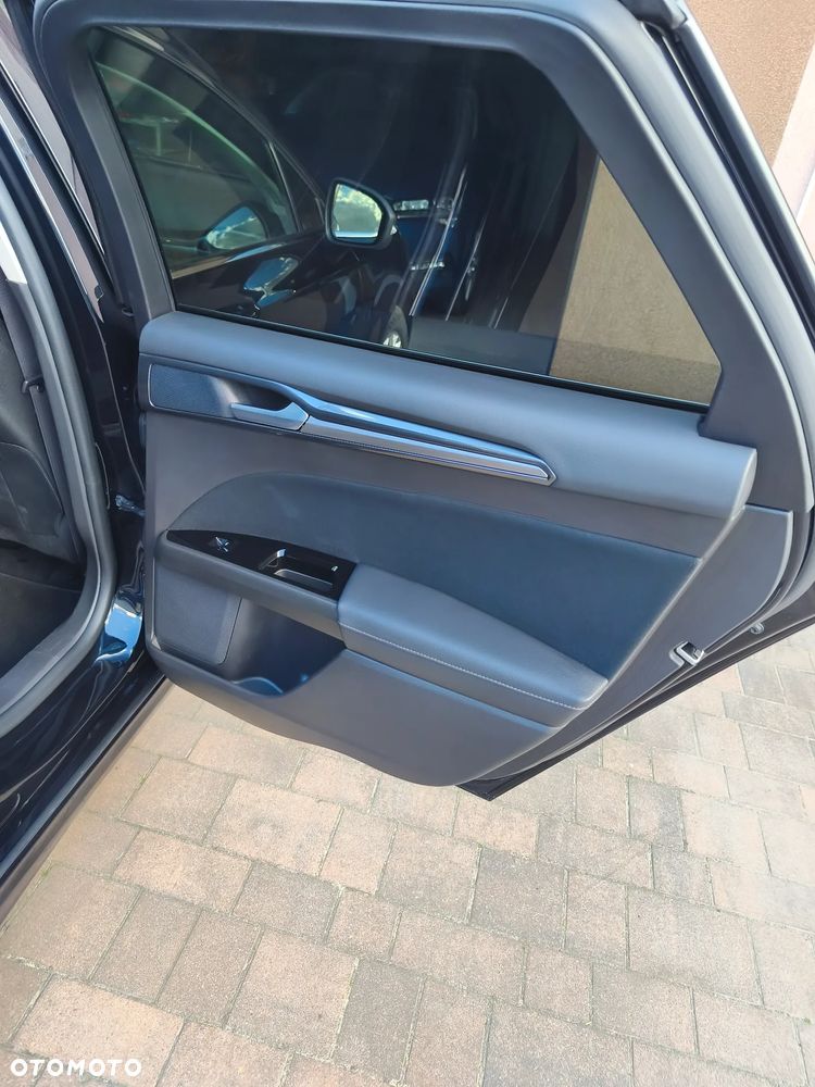 Ford Mondeo 2.0 EcoBlue Titanium - 20
