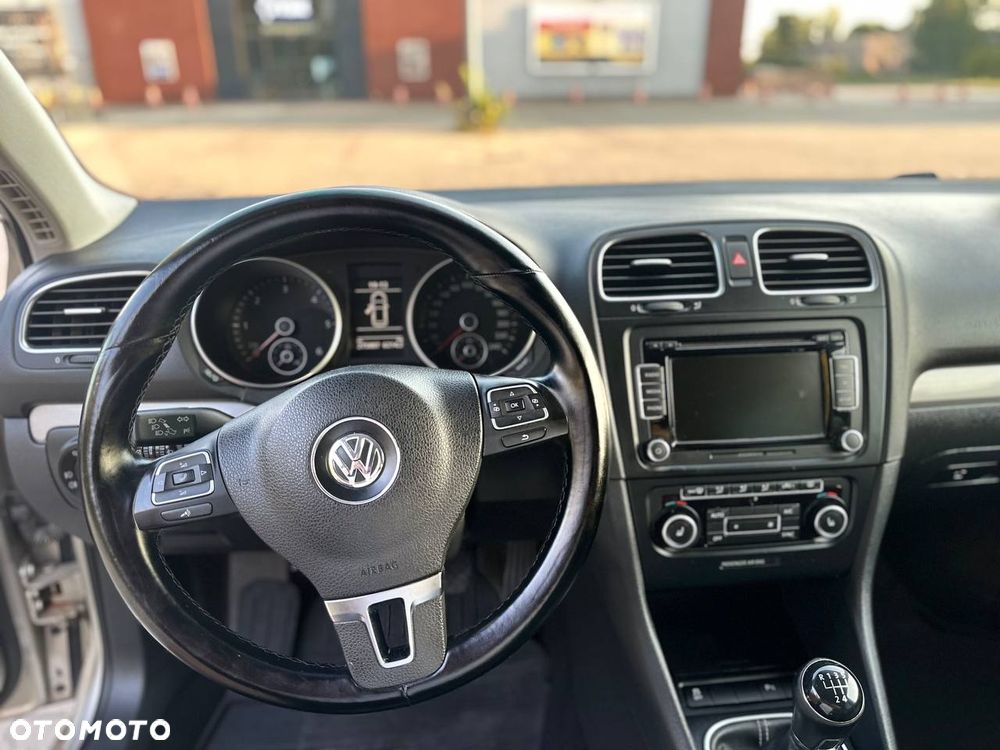 Volkswagen Golf 1.6 TDI DPF MATCH - 22