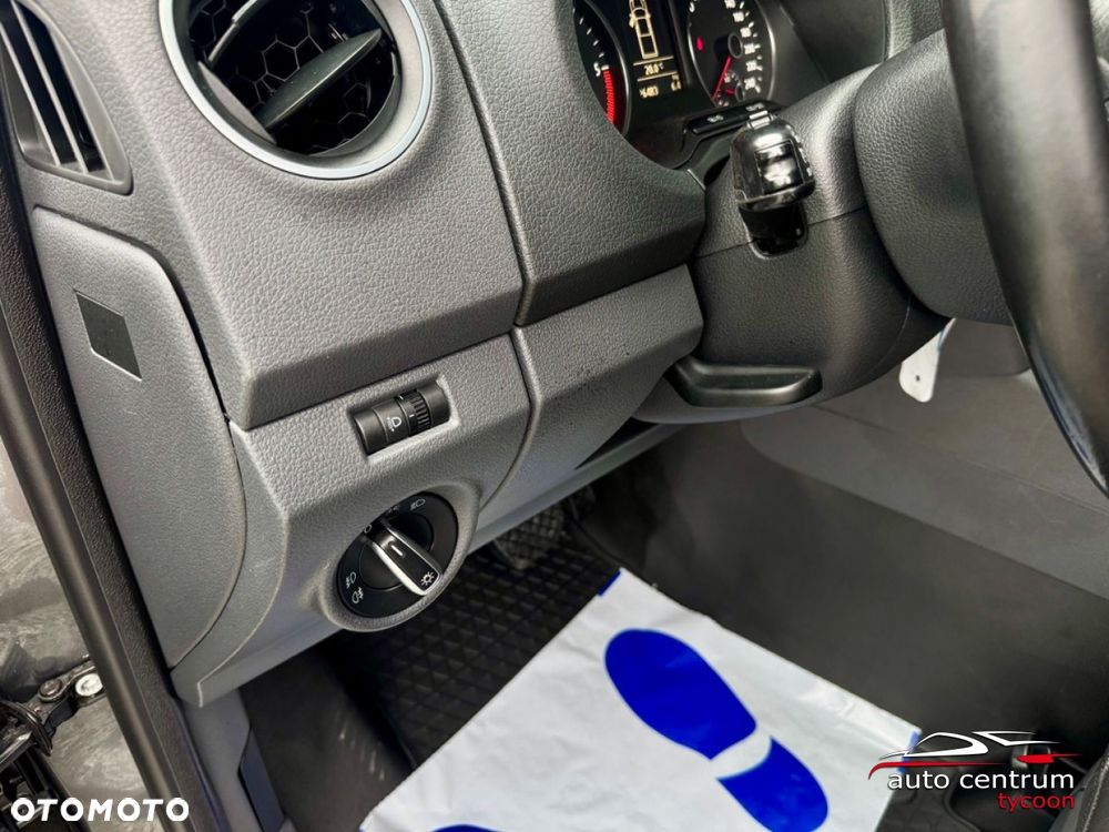 Volkswagen Amarok - 14