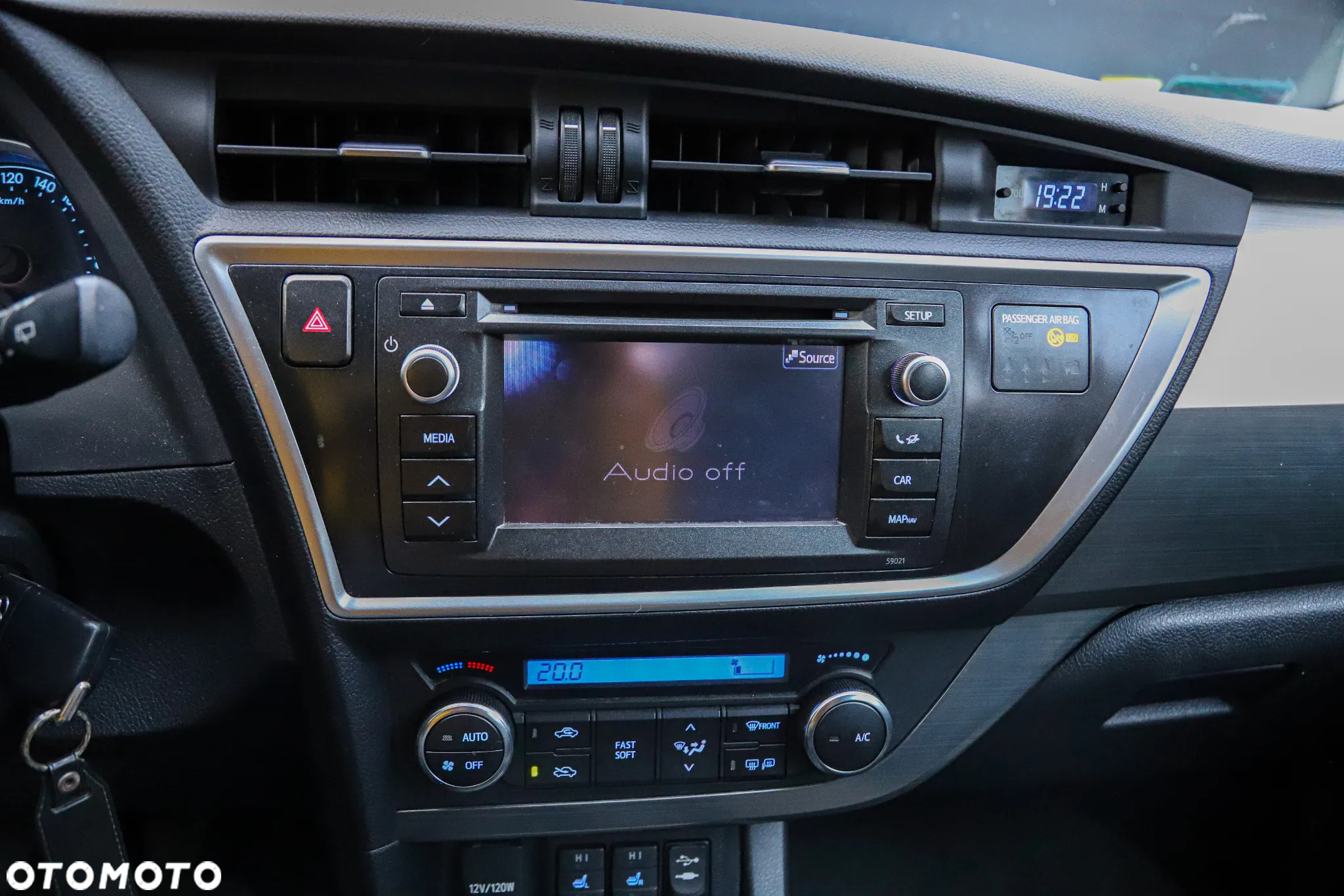 Toyota Auris - 15