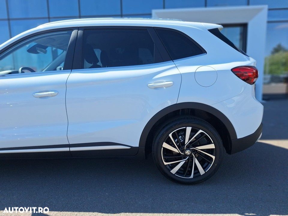 MG ZS HEV - 22