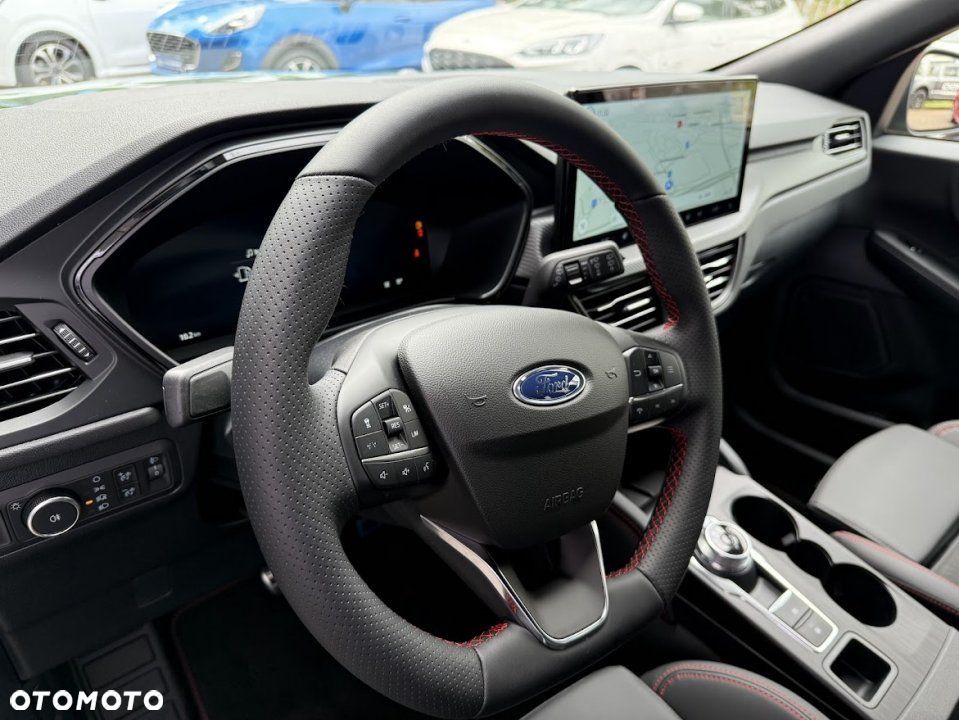 Ford Kuga - 9