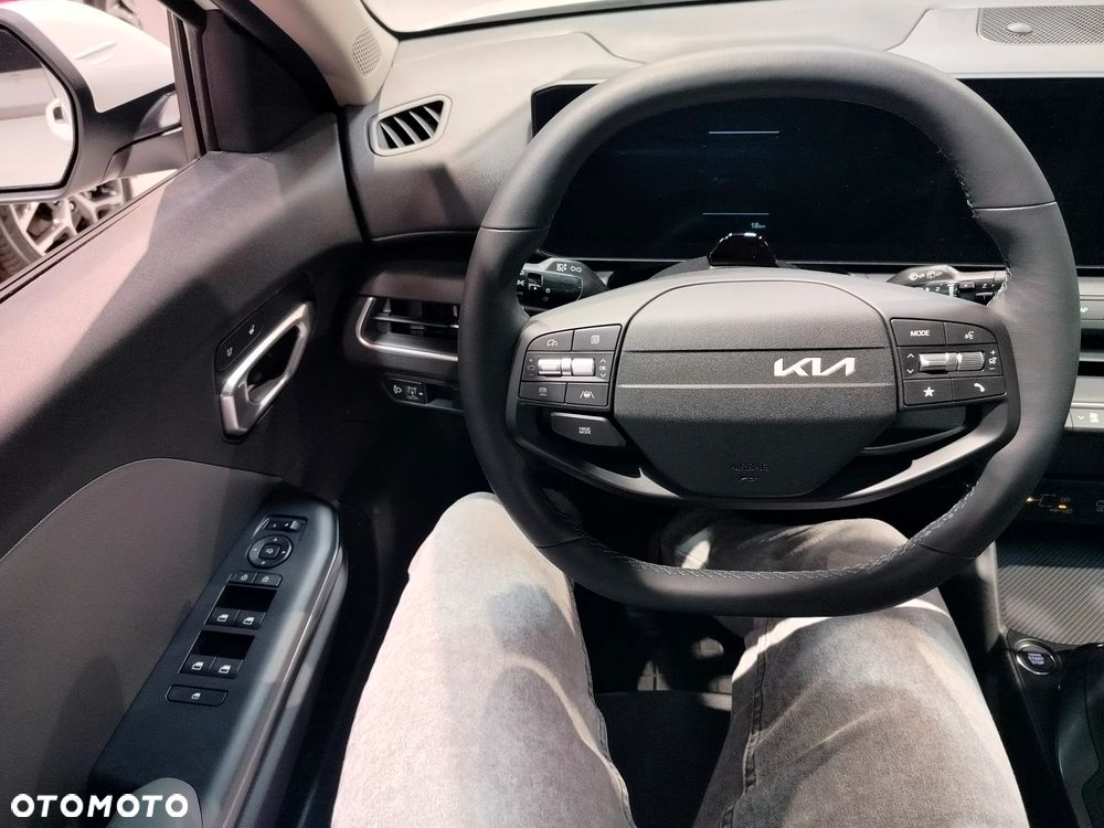 Kia K4 1.6 T-GDI M - 12