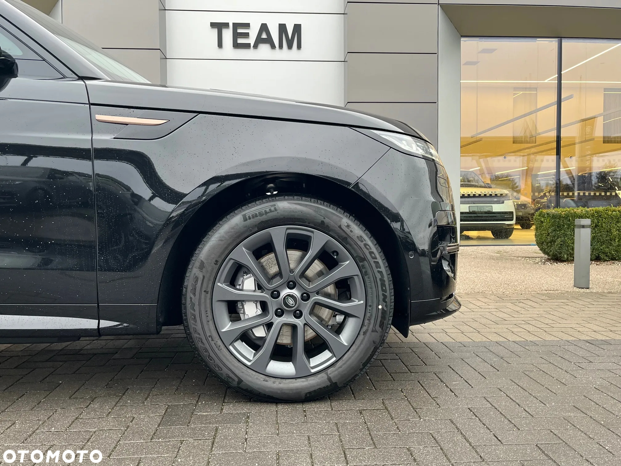 Land Rover Range Rover Sport - 8