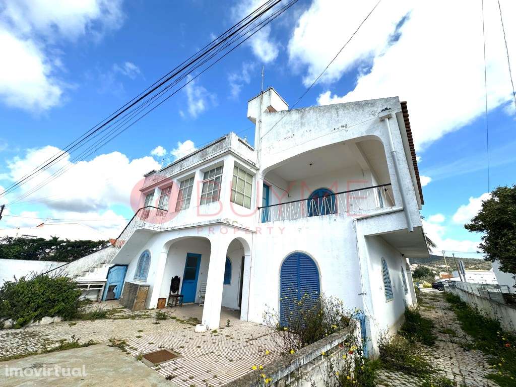 Moradia T3 com Amplos Terrenos em Quarteira - Grande imagem: 2/11