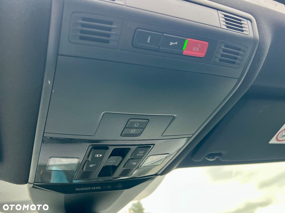 Volkswagen Passat 2.0 TDI SCR R-Line Plus DSG - 23