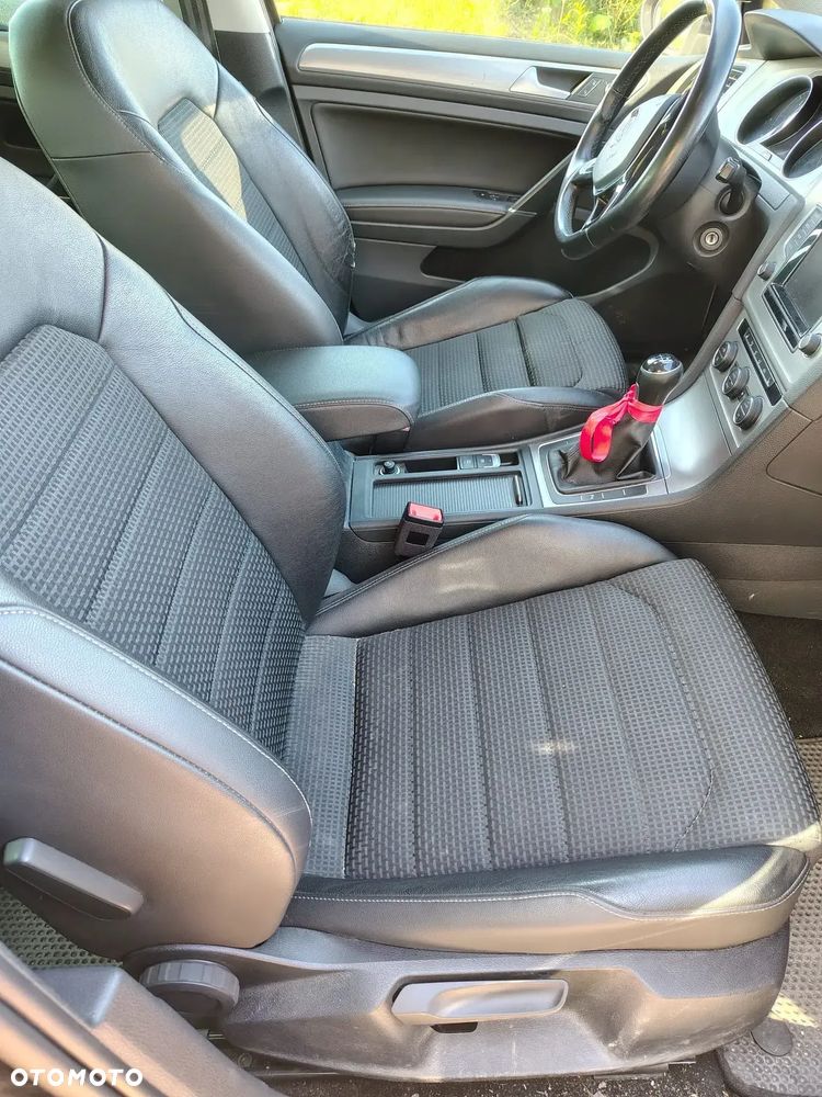 Volkswagen Golf 2.0 TDI (BlueMotion Technology) Comfortline - 16