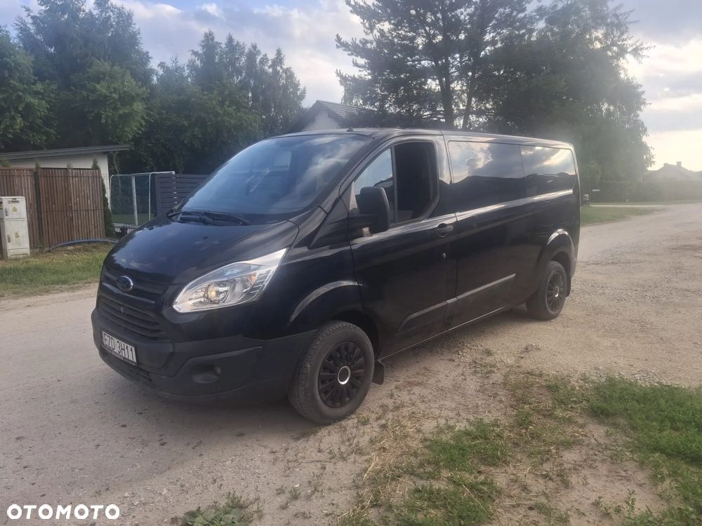 Ford Tourneo Custom - 4