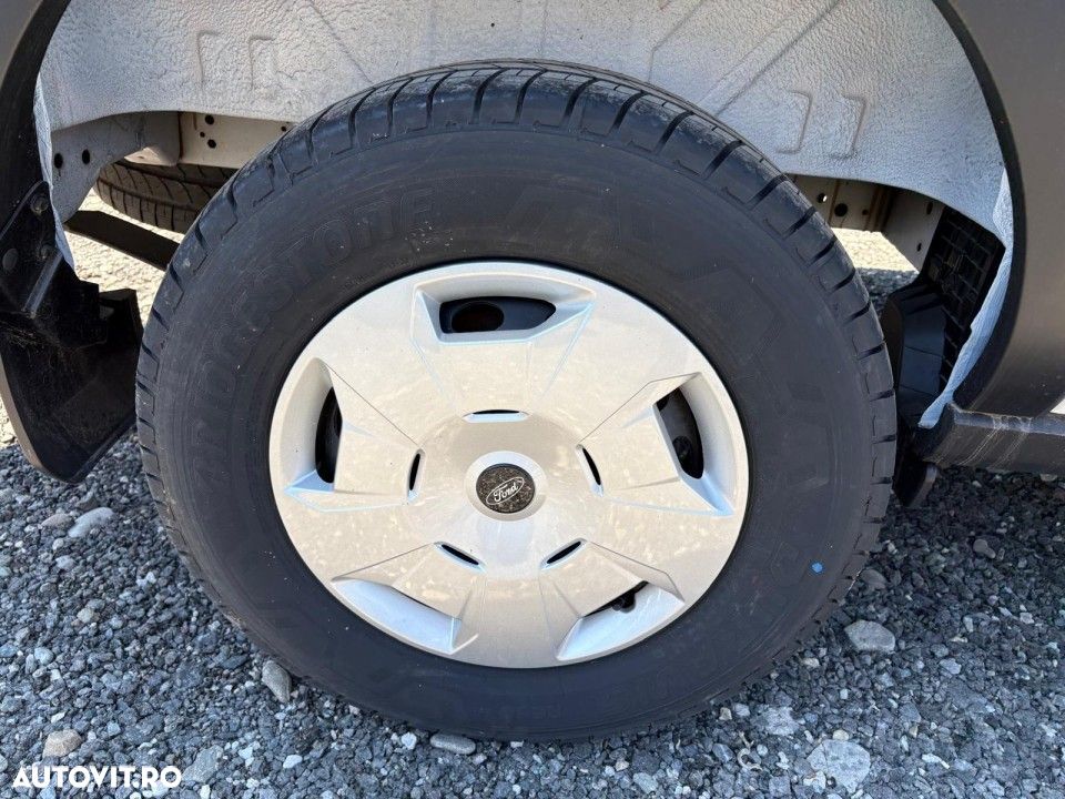Ford Transit - 16