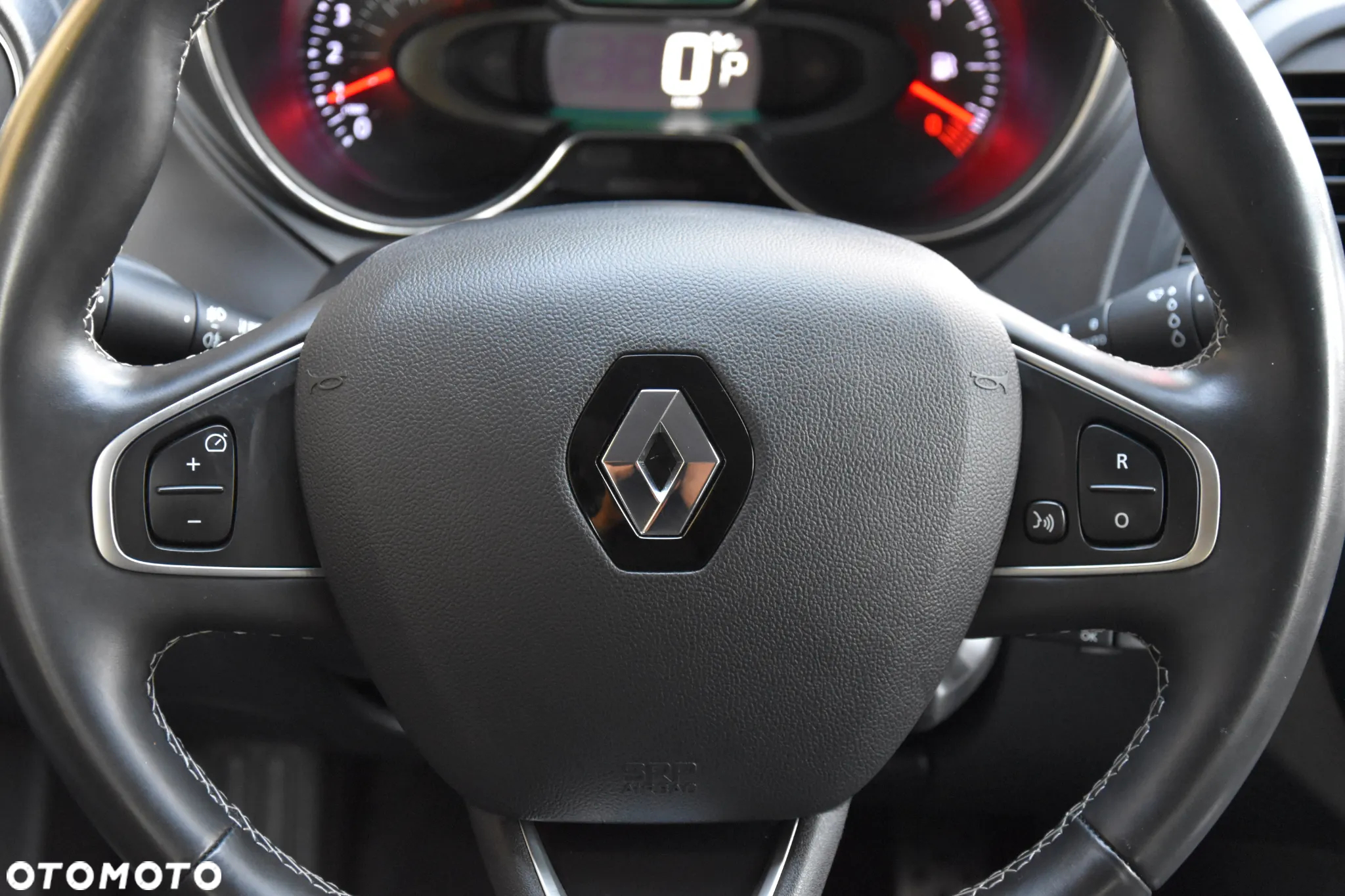 Renault Captur ENERGY TCe 120 EDC Bose Edition - 21
