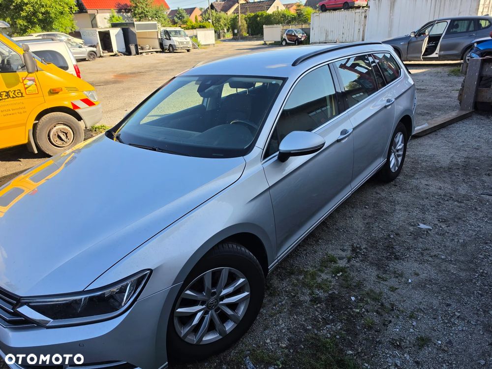 Volkswagen Passat Variant 1.4 TSI ACT (BlueMotion Technology) Comfortline - 11