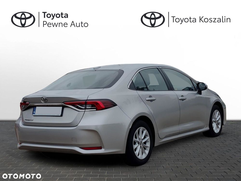 Toyota Corolla - 23