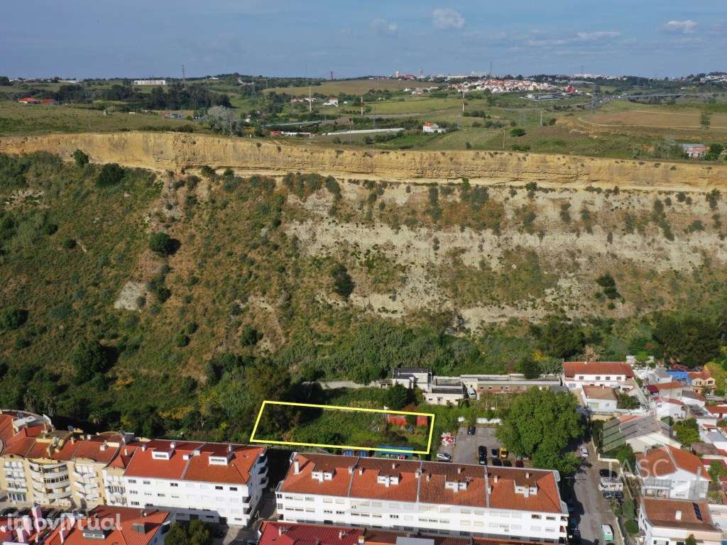 Lote para Prédio de apartamentos na Caparica - Grande imagem: 3/9