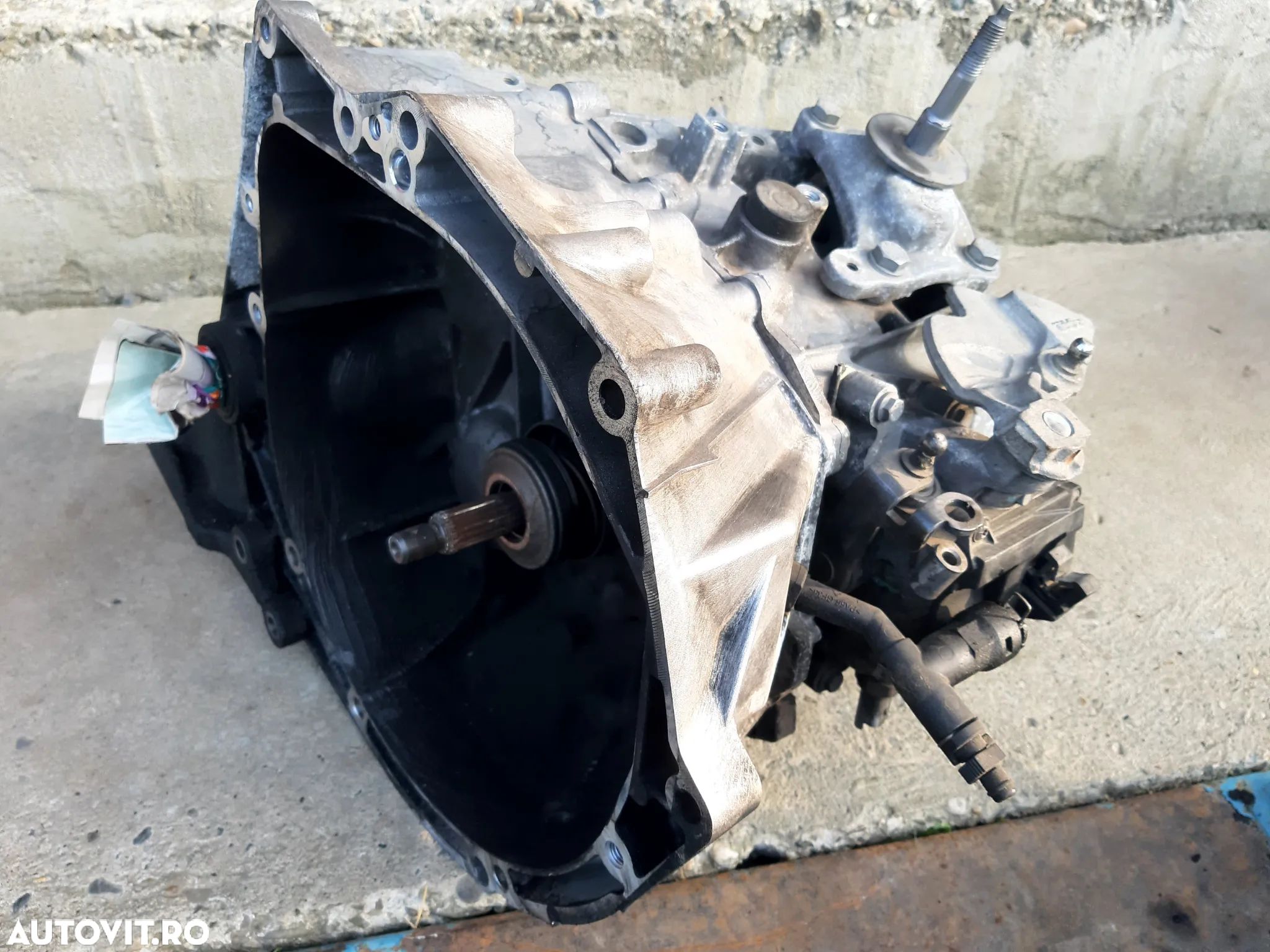Cutie de viteze 6 trepte 1.6 HDI  PEUGEOT 308 / 3008 / 208 cod 9682456310 - 1